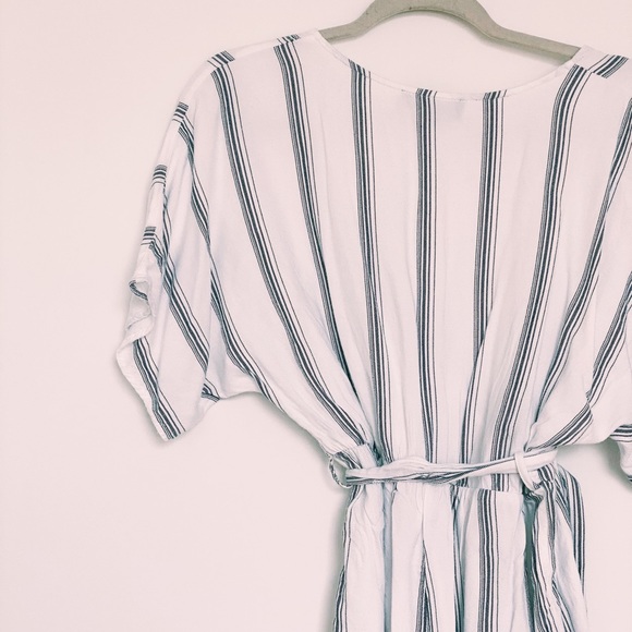 Lulu’s White Striped Short Sleeve V-Neck Romper - Picture 9 of 15